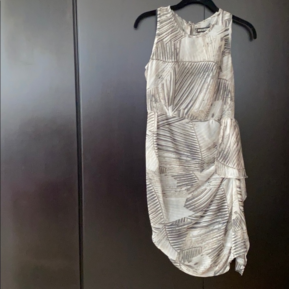 NWT black and white graphic print dress size SMALL